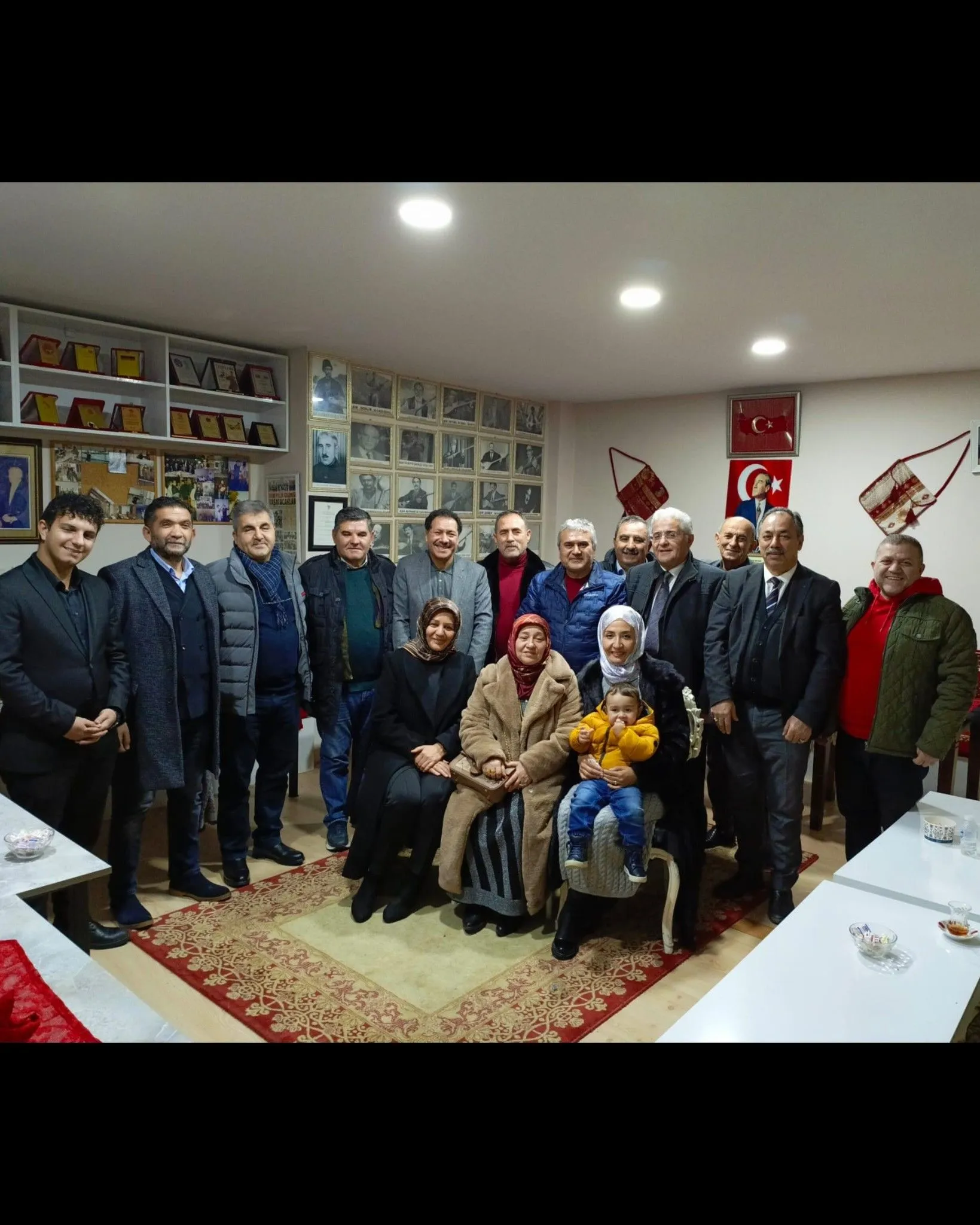 Ünlü Ozanımız Aşık Maksut Feryadi’nin Halkalı ‘da Bulunan Kendi Otağın'ı Ziyaret (27.12.2024)